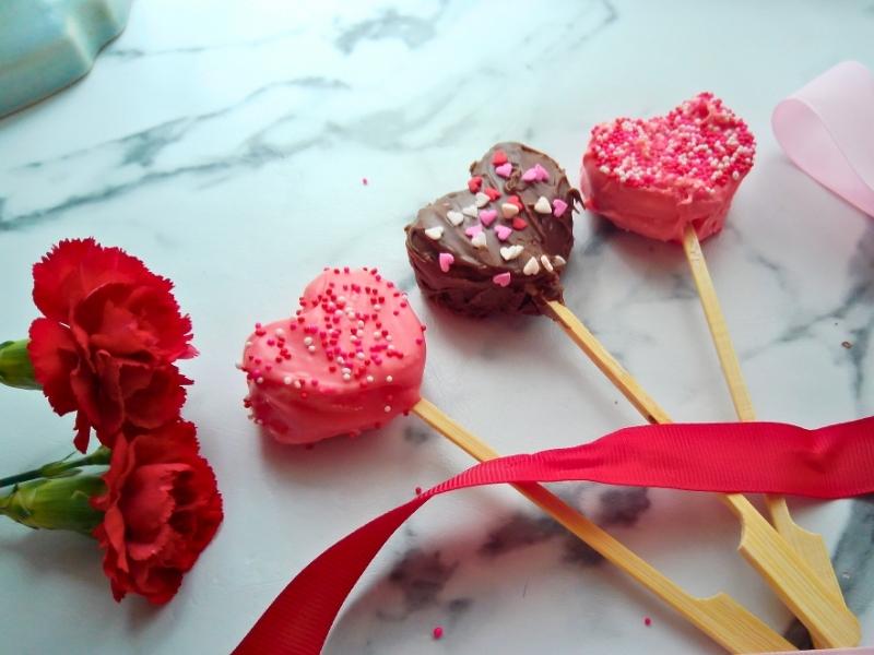 Three homemade valentine marshmallows